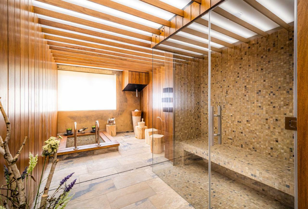 Hotel Akademie Chocerady Екстер'єр фото